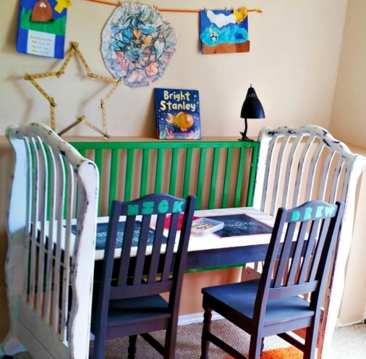 Illustration de l'article : Astuces: Voici 35 id&eacute;es pour donner une deuxi&egrave;me vie &agrave; un lit de b&eacute;b&eacute;! 