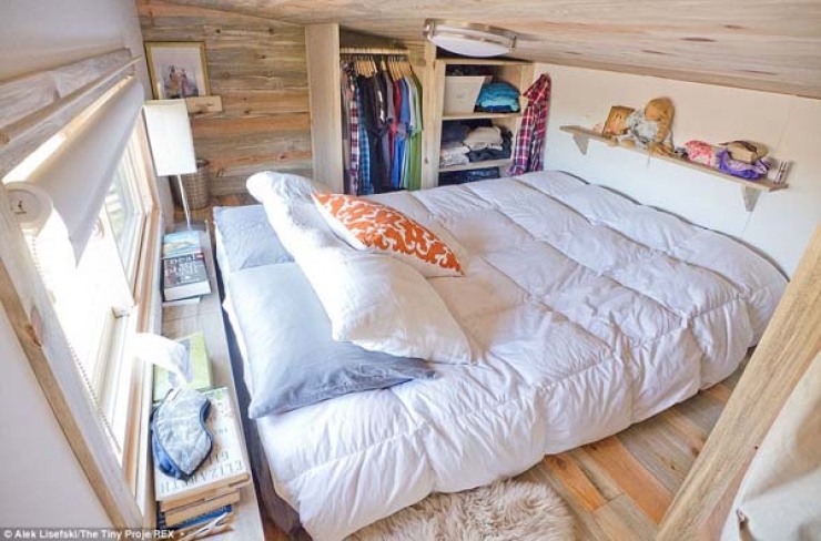 Illustration de l'article : N'ayant pas de quoi se payer une grosse villa, il se construit ce petit cocon pour 20.000 euros!