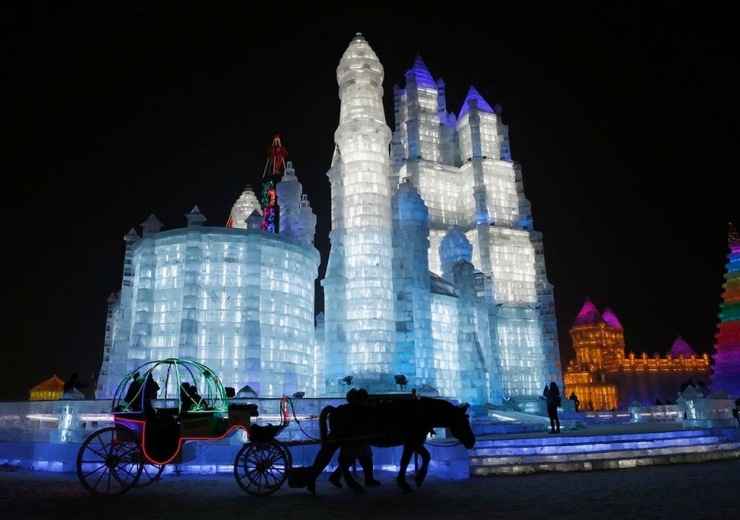 Illustration de l'article : Ces sculptures de glace sont certainement les plus impressionnantes que aurez vu dans votre vie!