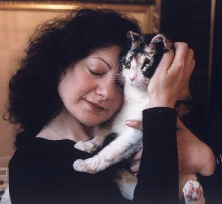 Illustration de l'article : Cette chatte a travers&eacute; 5 fois les flammes et la raison en est d'autant plus touchante...