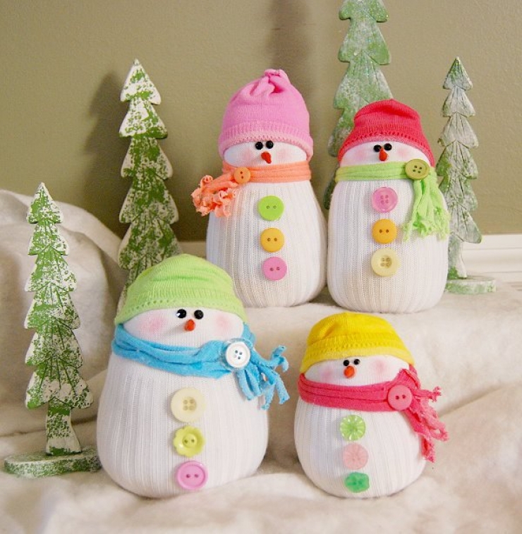 Illustration de l'article : Comment faire un bonhomme de neige &agrave; partir d'une chaussette blanche?