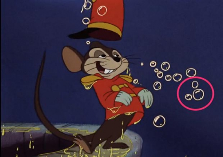 Illustration de l'article : Quand Disney s'amuse &agrave; cacher Mickey dans ses classiques...Saurez-vous les trouver?