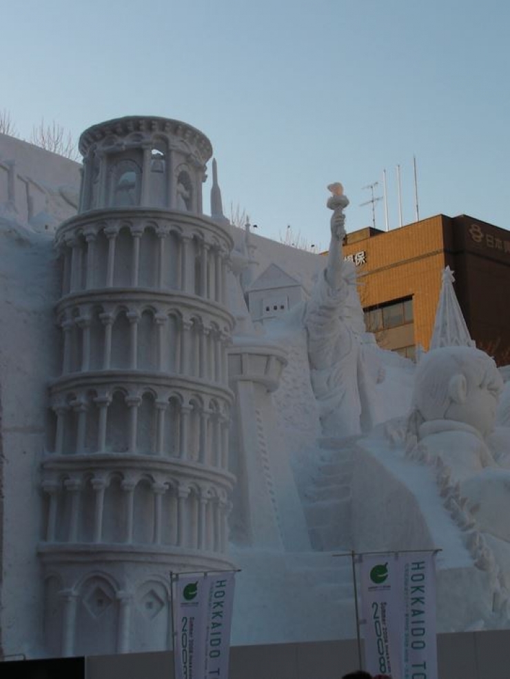 Illustration de l'article : Ces 15 merveilles de sculpture sur neige vont vous scotcher