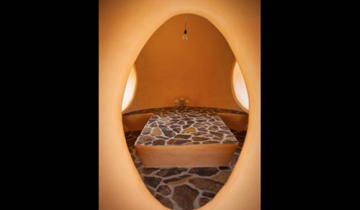 Illustration de l'article : Il a commenc&eacute; avec presque rien pourtant ce qu'il a b&acirc;ti en 6 semaines est incroyable!