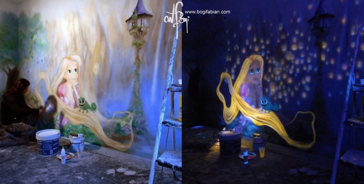 Illustration de l'article : Cette pi&egrave;ce parait banale pourtant lorsqu'on &eacute;teint la lumi&egrave;re, c'est un tout autre monde!