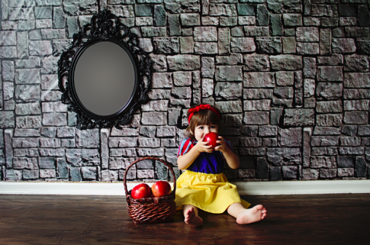 Illustration de l'article : Quand deux petites filles deviennent les personnages de leurs contes de f&eacute;es pr&eacute;f&eacute;r&eacute;s !