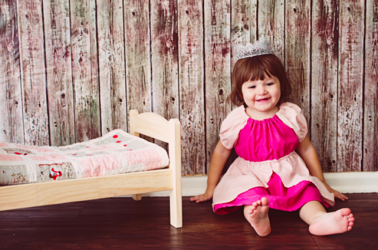 Illustration de l'article : Quand deux petites filles deviennent les personnages de leurs contes de f&eacute;es pr&eacute;f&eacute;r&eacute;s !