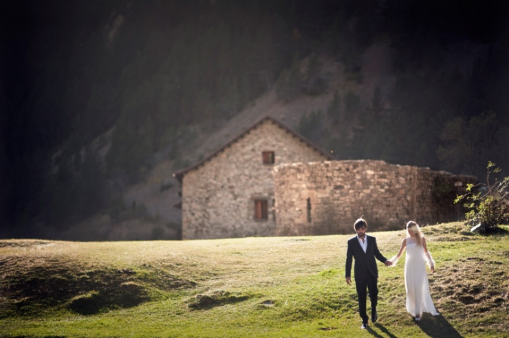 Illustration de l'article : Voici 50 id&eacute;es de photos originales &agrave; faire lors d'un mariage! Ca pourrait vous servir!