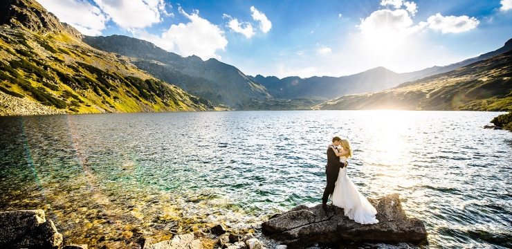 Illustration de l'article : Voici 50 id&eacute;es de photos originales &agrave; faire lors d'un mariage! Ca pourrait vous servir!