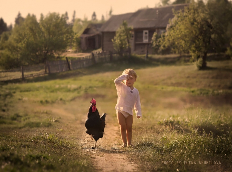 Illustration de l'article : Elle photographie ses enfants et les animaux de sa ferme ; d&eacute;couvrez 23 parmi les plus beaux clich&eacute;s r&eacute;alis&eacute;s par cette maman photographe