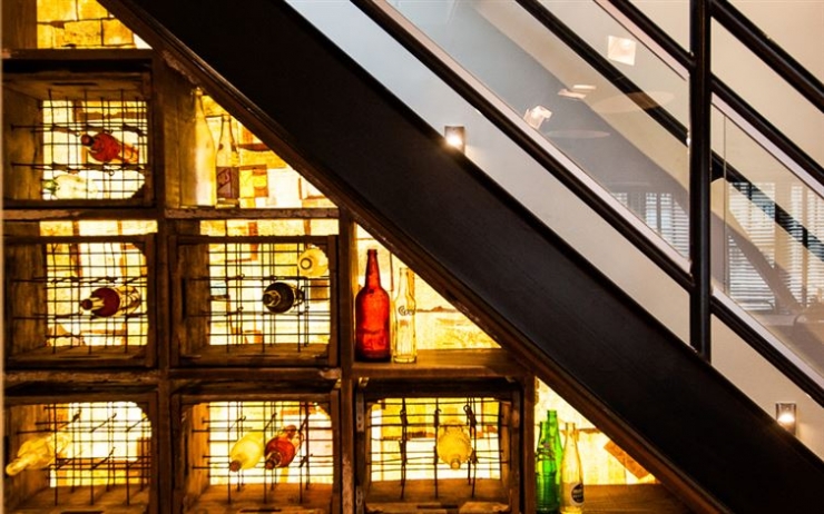 Illustration de l'article : Aussi esth&eacute;tiques que malins, ces 15 am&eacute;nagements sous escaliers