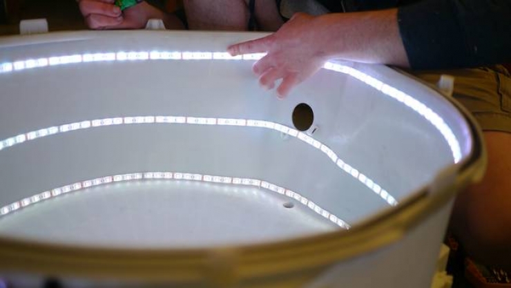 Illustration de l'article : Regardez ce que cet homme a fait de sa machine &agrave; laver d&eacute;fectueuse... C'est bien pens&eacute;!