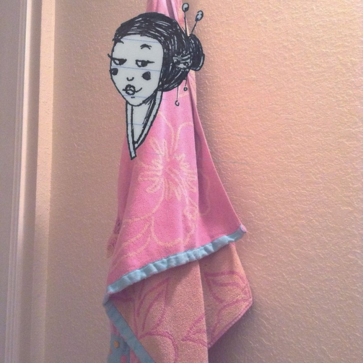 Illustration de l'article : Un jeune artiste tch&egrave;que de 17 ans d&eacute;tourne, avec malice et talent, des situations et objets anodins