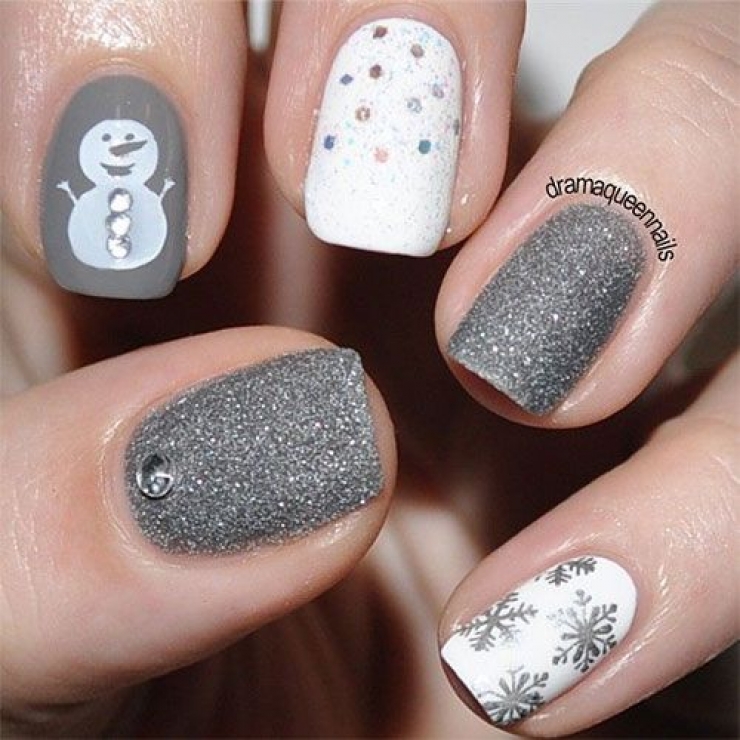 Illustration de l'article : 30 id&eacute;es de nail-art parfaites pour l'hiver