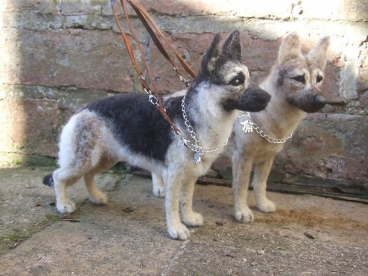 Illustration de l'article : 11 sculptures de chiens en feutre plus vraies que nature