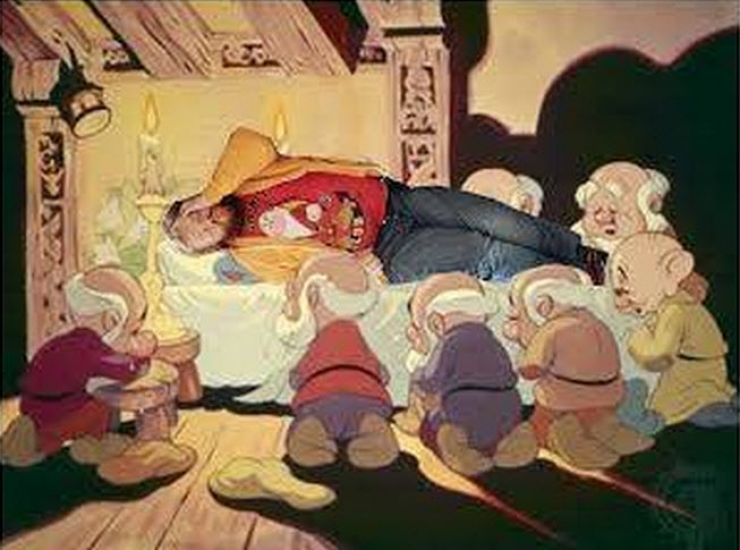 Illustration de l'article : Ne jamais s'endormir au travail quand on a des coll&egrave;gues farceurs... Ce monsieur vient de le comprendre en devenant une star sur le web...