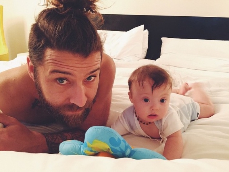 Illustration de l'article : Il n'a qu'un an pourtant ce petit bébé trisomique est déjà une grande vedette...