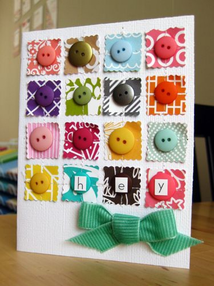 Illustration de l'article : Vous avez des vieux boutons qui trainent dans le grenier ?  Voici 53 id&eacute;es de cr&eacute;ations que vous pourrez r&eacute;aliser avec ! 