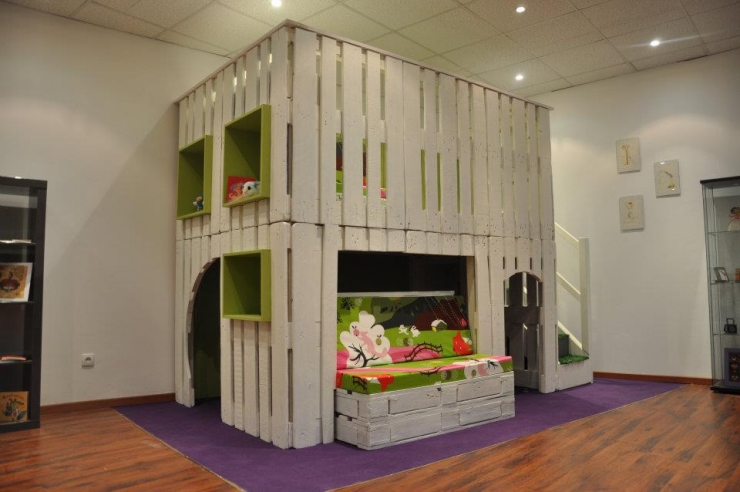 Illustration de l'article : 49 nouvelles r&eacute;alisations &agrave; base de palettes... Faites le plein de cr&eacute;ativit&eacute; ! 