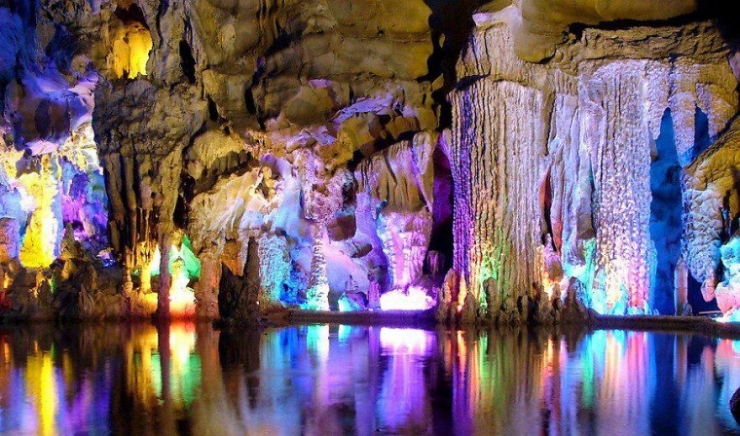 Illustration de l'article : Top 19 des plus belles grottes du monde... Merci Dame Nature !