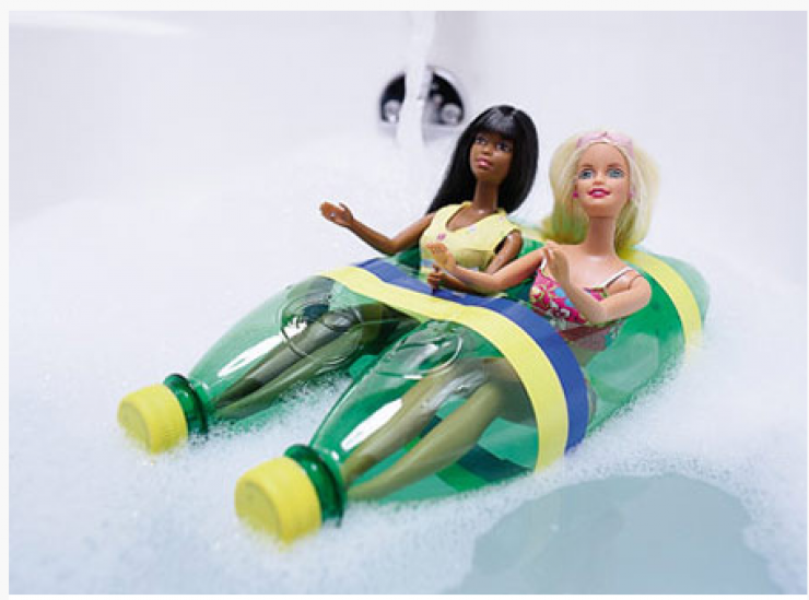 Illustration de l'article : Recyclez vos bouteilles pour fabriquer des jouets &agrave; vos enfants ! 12 id&eacute;es...