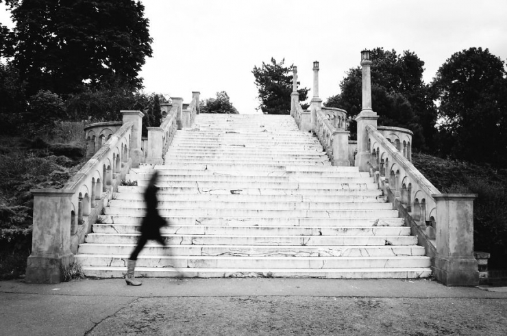 Illustration de l'article : Les fantômes urbains de Belgrade, par Ozan Do?an