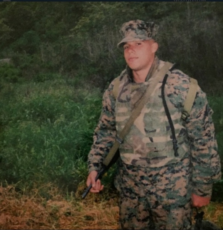 Illustration de l'article : Il parait que toutes les femmes r&ecirc;vent de se faire arr&ecirc;ter par ce policier...