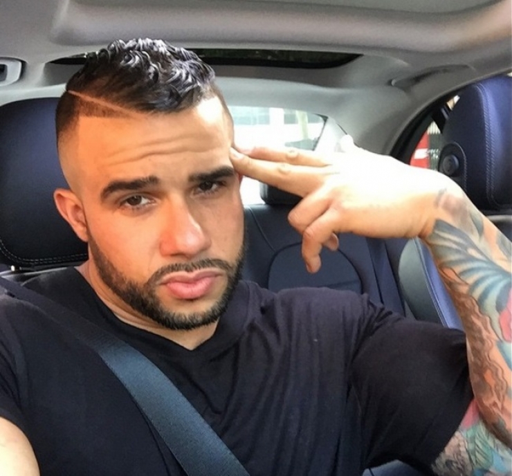 Illustration de l'article : Il parait que toutes les femmes r&ecirc;vent de se faire arr&ecirc;ter par ce policier...