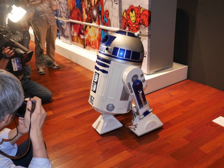 Illustration de l'article : Laissez R2-D2 vous servir à boire