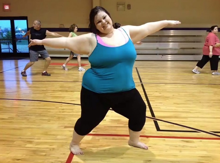 Illustration de l'article : Regardez la magnifique surprise qu'elle re&ccedil;oit apr&egrave;s sa m&eacute;tamorphose et une perte de 95kg ! Bravo Madame !