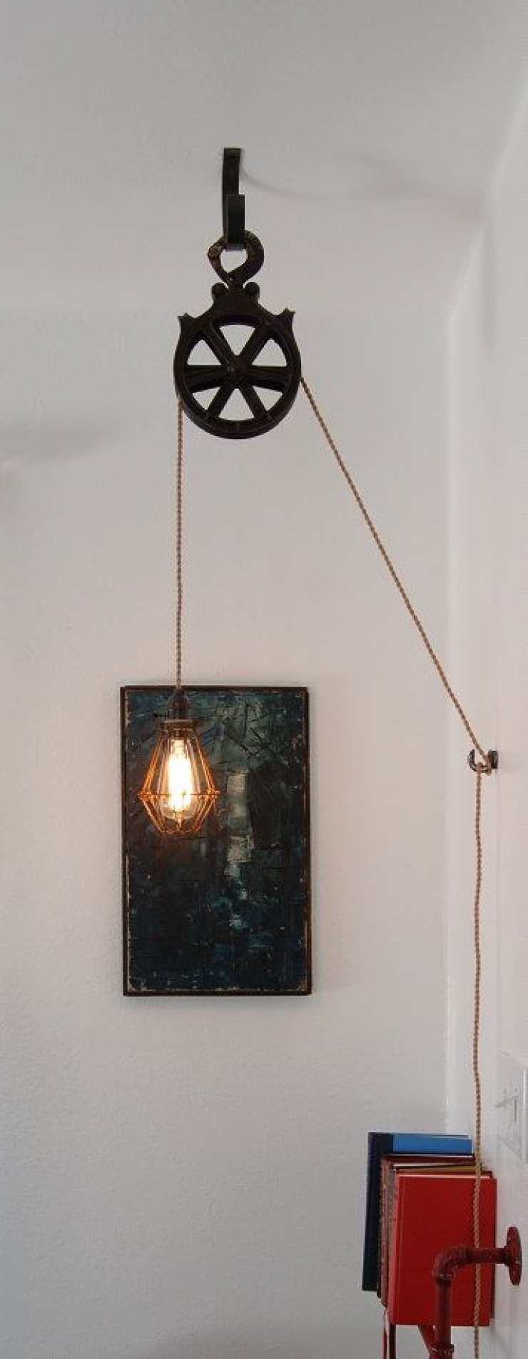 Illustration de l'article : Faites le plein de créativité avec ces 40 objets détournés en lampes !