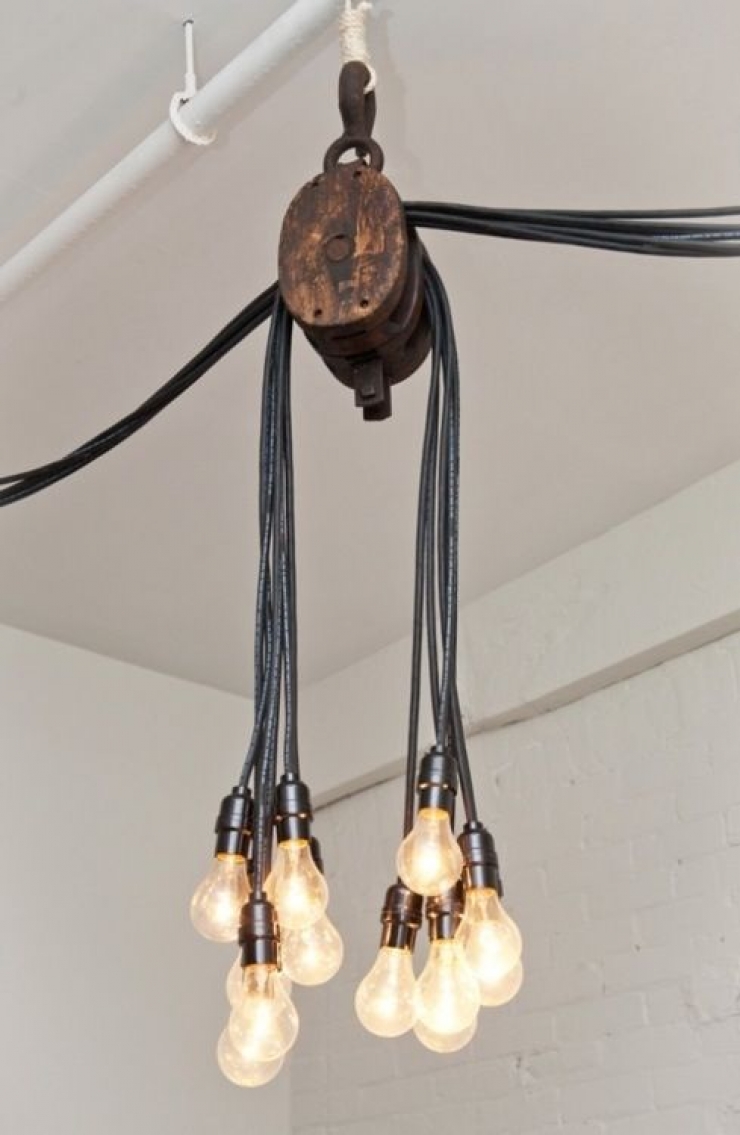 Illustration de l'article : Faites le plein de créativité avec ces 40 objets détournés en lampes !