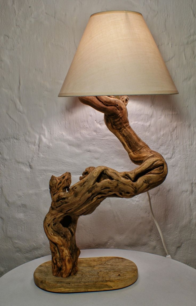 Illustration de l'article : Faites le plein de créativité avec ces 40 objets détournés en lampes !