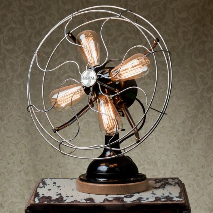 Illustration de l'article : Faites le plein de créativité avec ces 40 objets détournés en lampes !