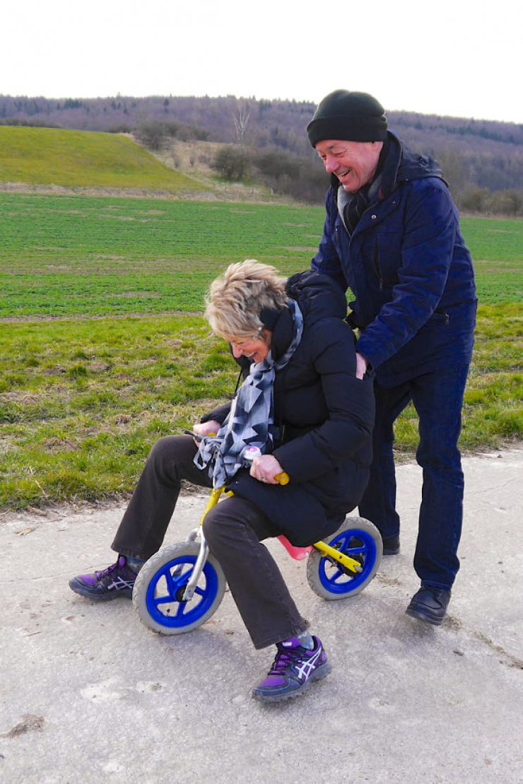 Illustration de l'article : La jeunesse est un &eacute;tat d'esprit. Ces 17 couples &acirc;g&eacute;s vous le prouvent