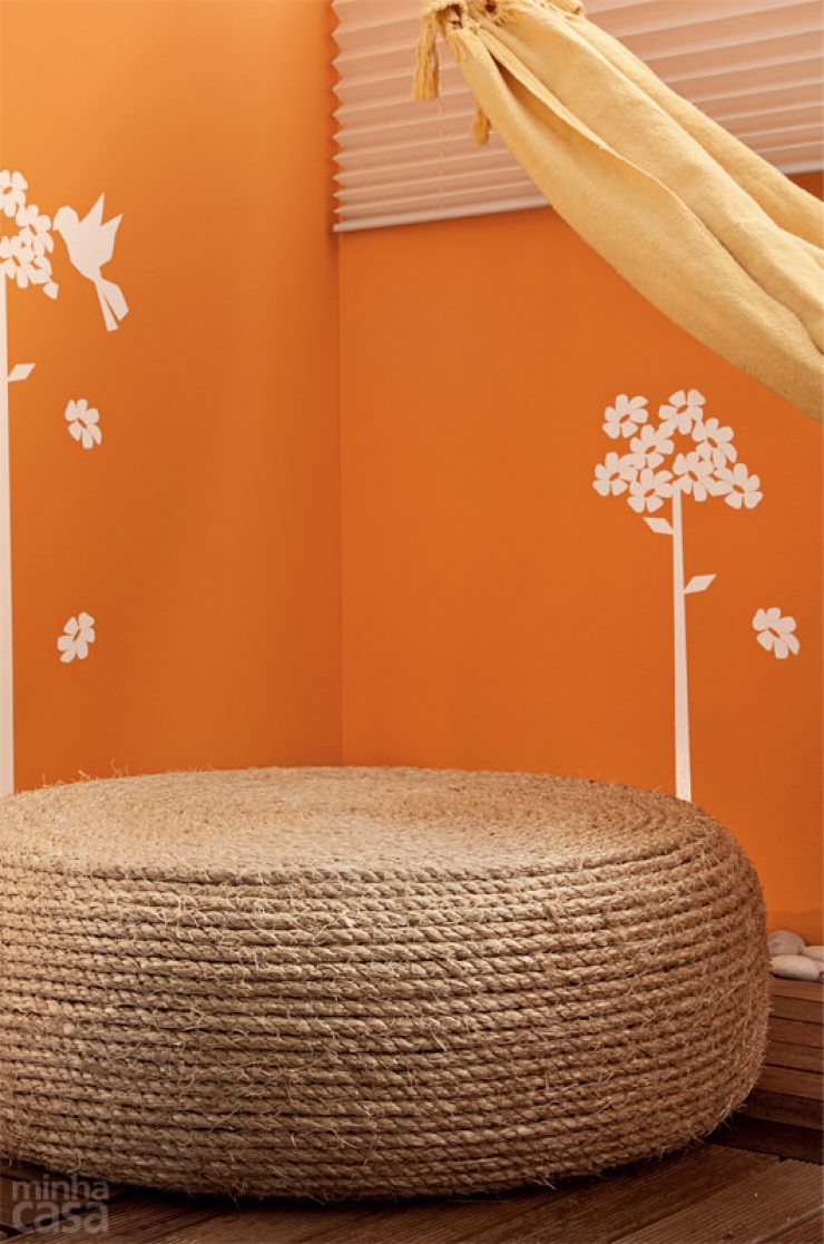 Illustration de l'article : DIY : fabriquer un pouf original &agrave; partir d'un vieux pneu