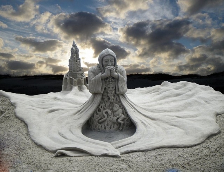 Illustration de l'article : 15 sculptures sur sable &agrave; couper le souffle