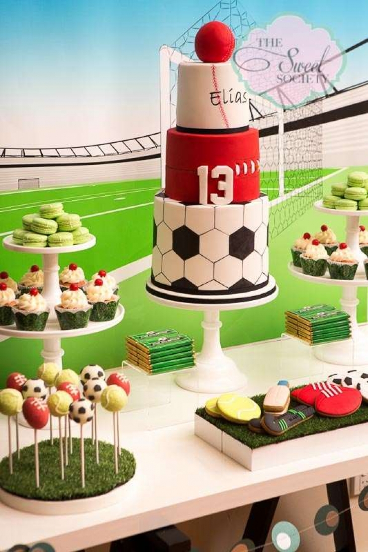 Illustration de l'article : Top 28 des plus beaux g&acirc;teaux pour les fans de Football... Joli travail ! 