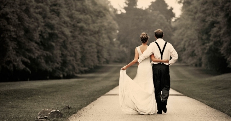 Illustration de l'article : Entre originalit&eacute; et amour, cette s&eacute;lection de photos de mariage devrait vous plaire...Et vous donner des id&eacute;es ! 