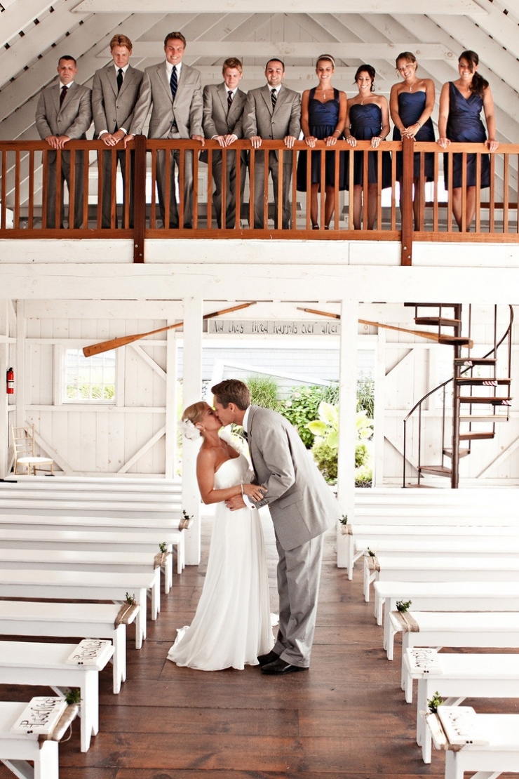 Illustration de l'article : Entre originalit&eacute; et amour, cette s&eacute;lection de photos de mariage devrait vous plaire...Et vous donner des id&eacute;es ! 