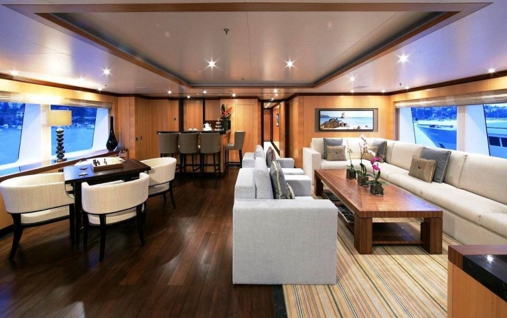 Illustration de l'article : Ce yacht est incroyable de l'ext&eacute;rieur mais attendez de voir l'int&eacute;rieur...