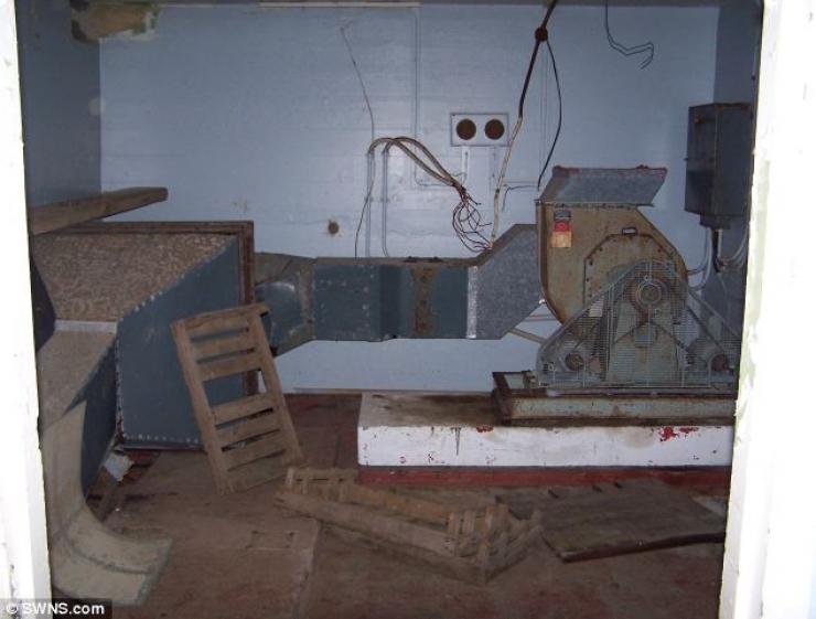 Illustration de l'article : Ne voulant pas d'une maison banale, elle s'achète un Bunker et le rénove... Chapeau Madame !