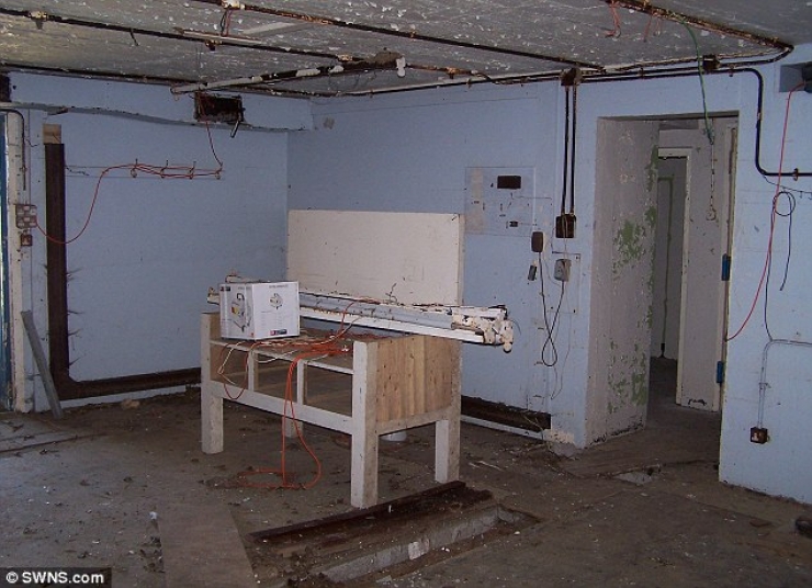 Illustration de l'article : Ne voulant pas d'une maison banale, elle s'achète un Bunker et le rénove... Chapeau Madame !