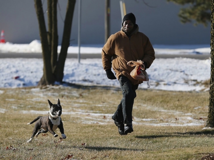 Illustration de l'article : L'&eacute;mouvante histoire d'un sans-abri et de son chien ! Quand la vie vous offre une deuxi&egrave;me chance...