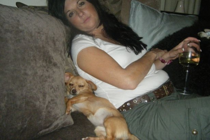 Illustration de l'article : Son mari l'insulte de "grosse laide" constamment ! Elle d&eacute;cide de divorcer et se m&eacute;tamorphose compl&egrave;tement !