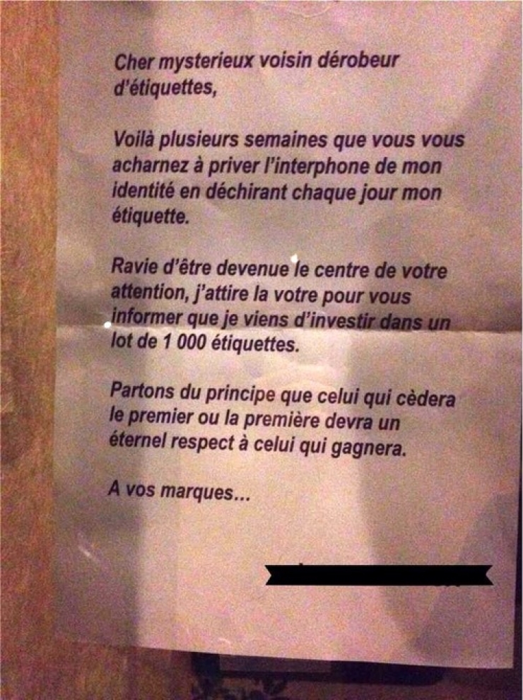 Illustration de l'article : 17 voisins mécontents qui le font savoir à travers des messages remplis d'amour...