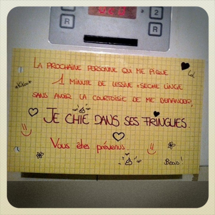 Illustration de l'article : 17 voisins mécontents qui le font savoir à travers des messages remplis d'amour...