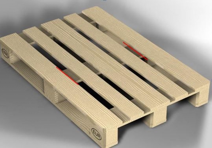 Illustration de l'article : Plus qu'une simple table, ce qu'il se cr&eacute;e avec ses palettes de bois va vous faire envie...