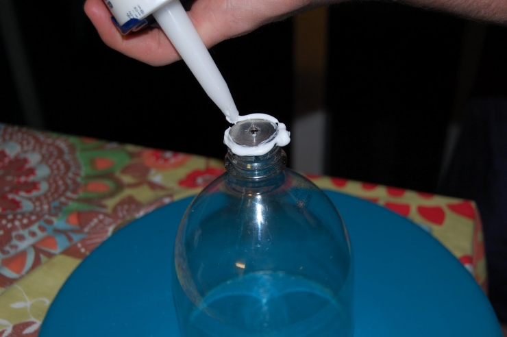 Illustration de l'article : Un tabouret pour les punitions &agrave; fabriquer soi-m&ecirc;me ! 