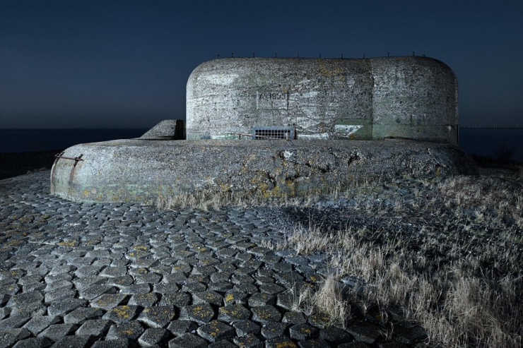 Illustration de l'article : WW2 Bunkers : les places fortes de la 2e Guerre mondiale photographi&eacute;es par Jonathan Andrew